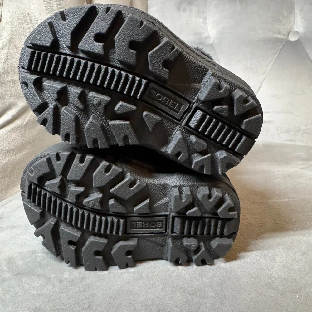 Sorel Toddler‎ Snow Black Charcoal Commander Boot Size 4 NWOT